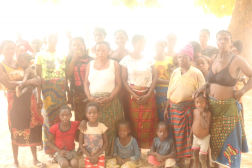 Women and children of Sangida-Awe taking refuge at a primary school