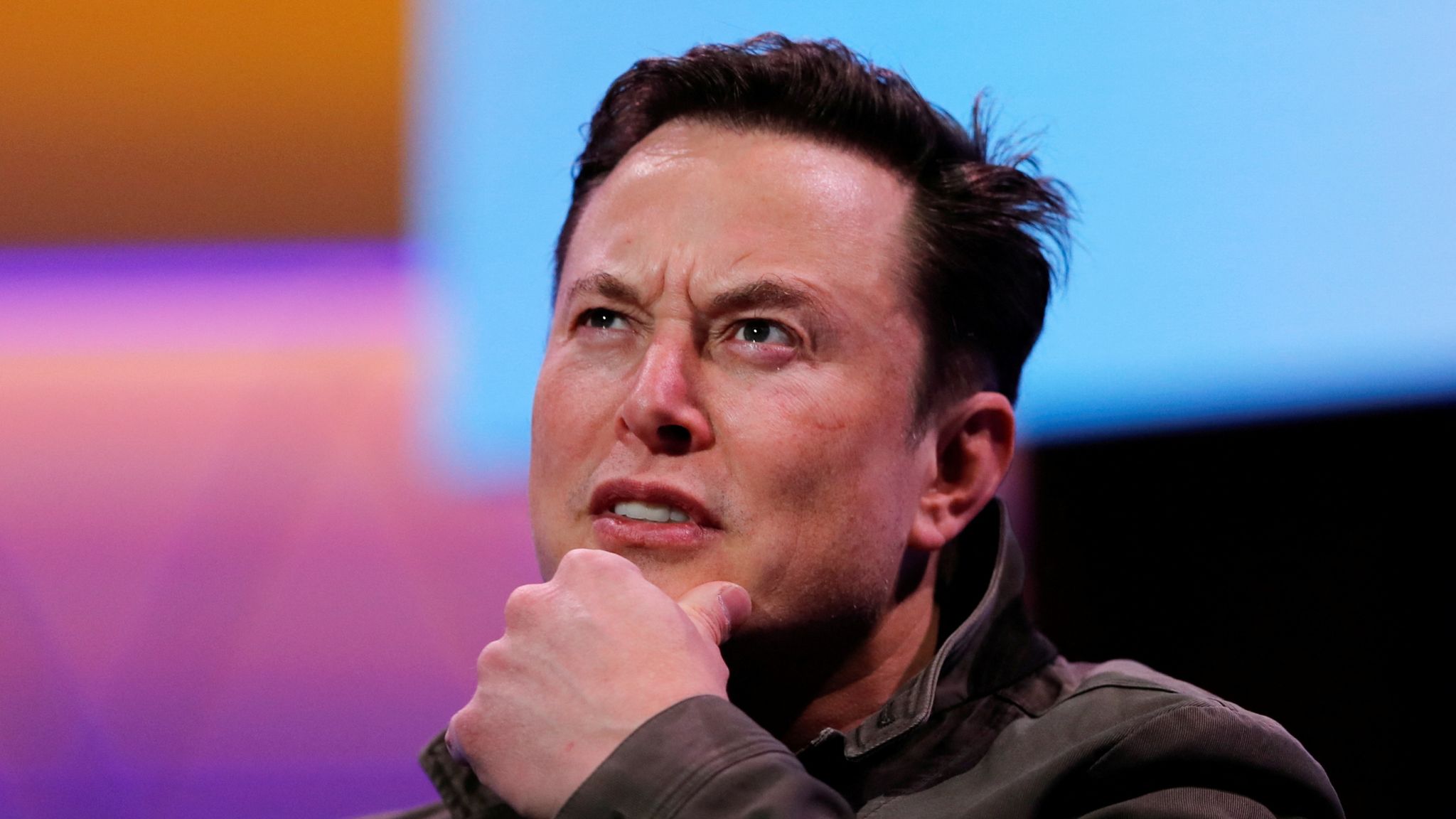 Elon Musk Halts Plan to Buy Twitter