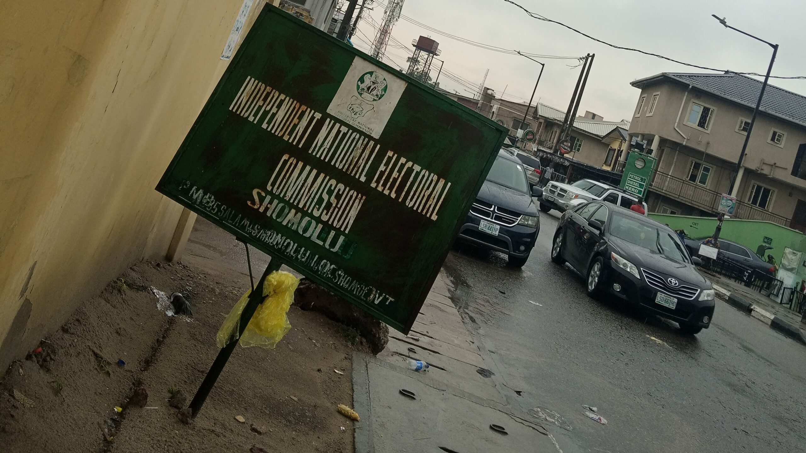 Signpost of the INEC office in Shomolu