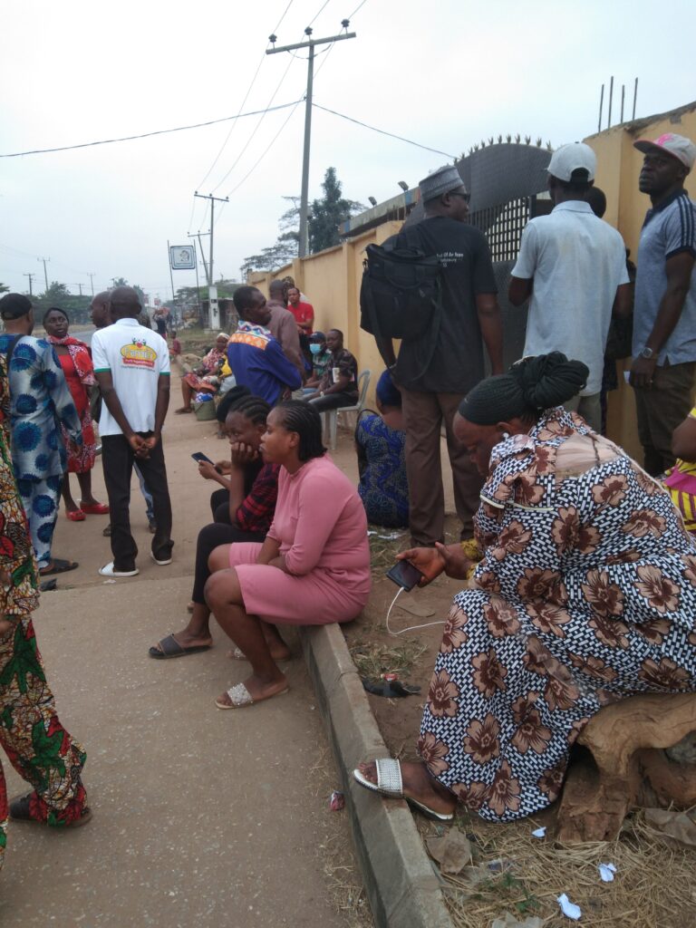 Voters at the entrance of Ado Odo/Ota INEC office