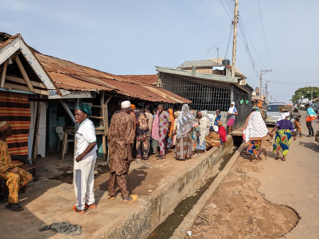 Voters at unit 5, Isale-Oba Ward 2