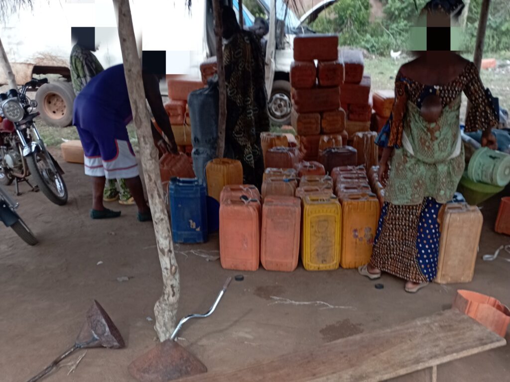 Trade ongoing at Kanga (Ilara) Border town Petrol Marke