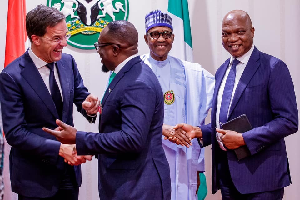 Osagie of Shell (far right) with President Muhammadu Buhari in 2019 when the President received Mark Rutte, Prime Minister of Kingdom of Netherlands