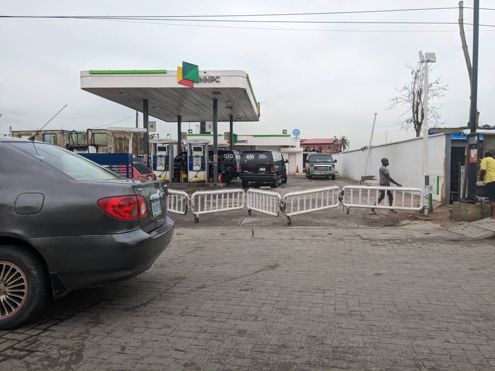 REPORTER'S DIARY: Looking for Fuel at a Lagos NNPC Station, I Was Robbed — But Without a Gun