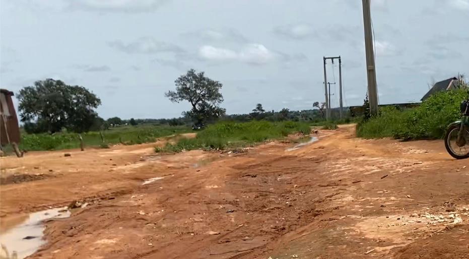 Kurebe-Udawa border, a road leading to the mining sites