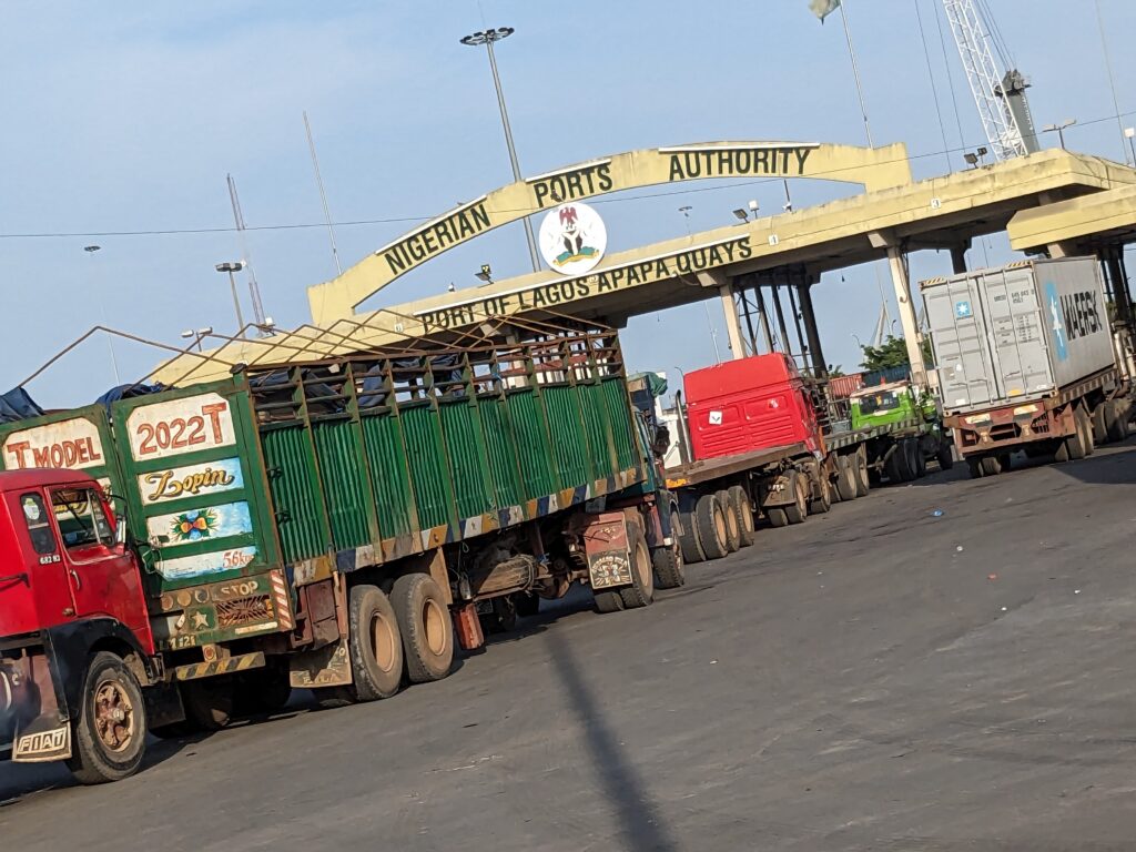 A truck entering Apapa Wharf without straps